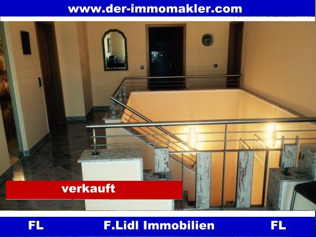 Bad Füssing: **F. Lidl Immobilien** verkauft - Luxuriöse Villa im Bungalowstil m. Garten  zum Kauf in Bad Füssing 