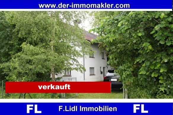 Bad Füssing - Göging: **F. Lidl Immobilien** sanierungsbedürftige kleine Hofstelle mit herrlichem Garten in Bad Füssing / Ortsteil / verkauft 