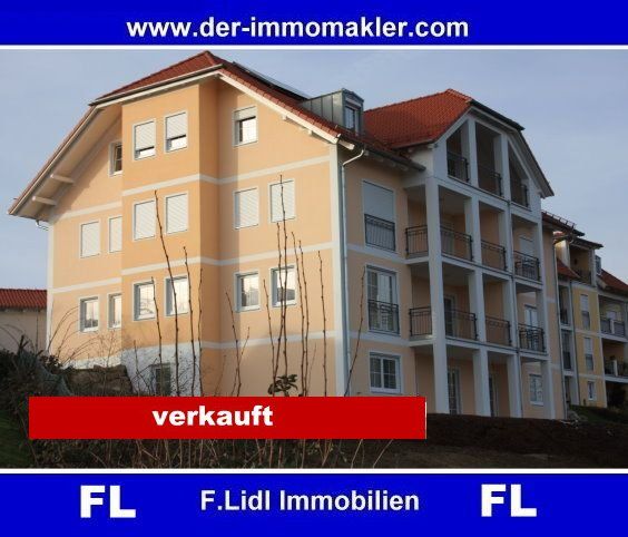 Bad Griesbach im Rottal: *F. Lidl Immo* Exklusive 3 Zimmer Eigentumswohnung in 6 Fam. Haus / Mehrfamilienhaus - verkauft 