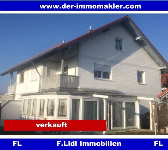 Bad Füssing: **F. Lidl Immobilien** verkauft** Doppelhaushälte im Zentrum Bad Füssing m. Garage u. Garten 