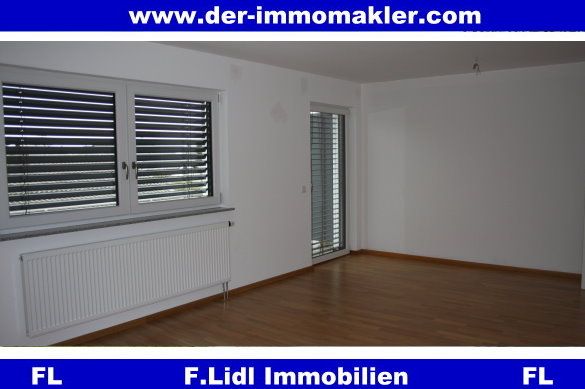 Pocking: **F. Lidl Immo** 2  Zimmer Wohnung in 6-Fam. Haus / 1. Stock mit Balkon - vermietet 