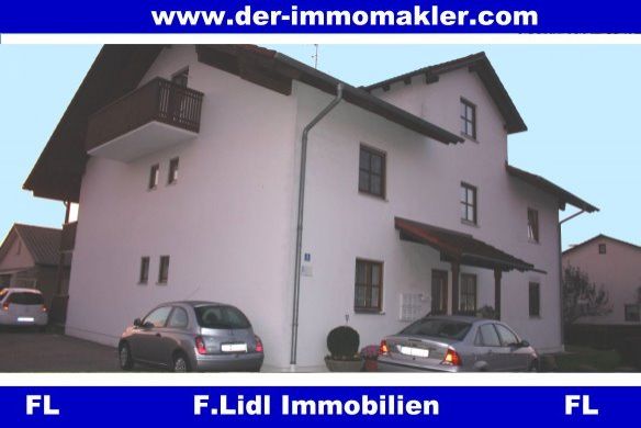 Bad Füssing: F. Lidl Immo*  gepflegte 2 Zimmer Eigentumswohnung 1.Stock mit Balkon  