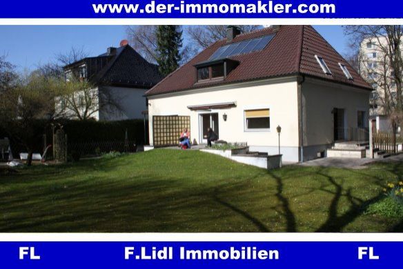 Bogenhausen: **F. Lidl Immobilien** Großzügiges 2 Fam. Villa m. Garten Bogenhausen 