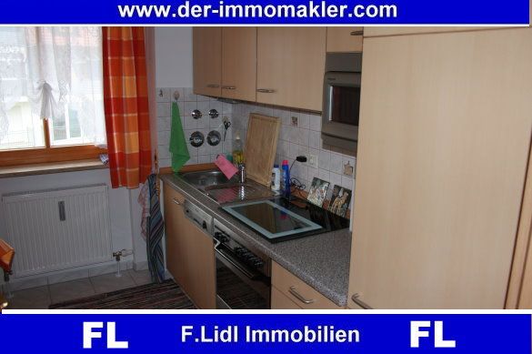 Bad Füssing: F. Lidl Immo** 2  Zimmer Wohnung in MFH Haus / 1.Stock m. Balkon 