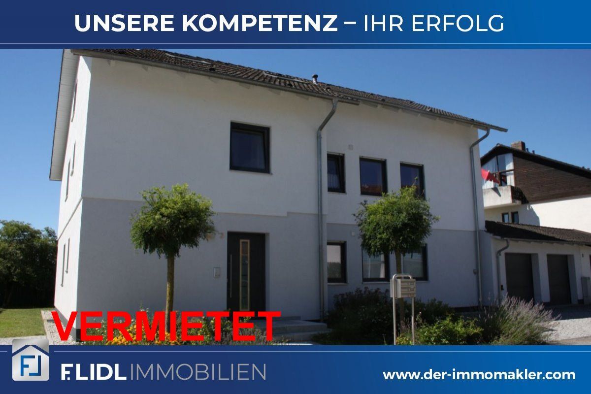 Bad Füssing: kleine 3  Zimmer Wohnung in 3-Fam. Haus / 2.Stock 