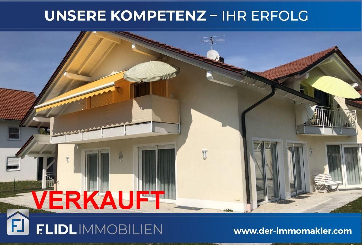 Kirchham: Kirchham gepflegtes 2 Fam. Haus, lichtdurchflutet und sonnig mit Garten 