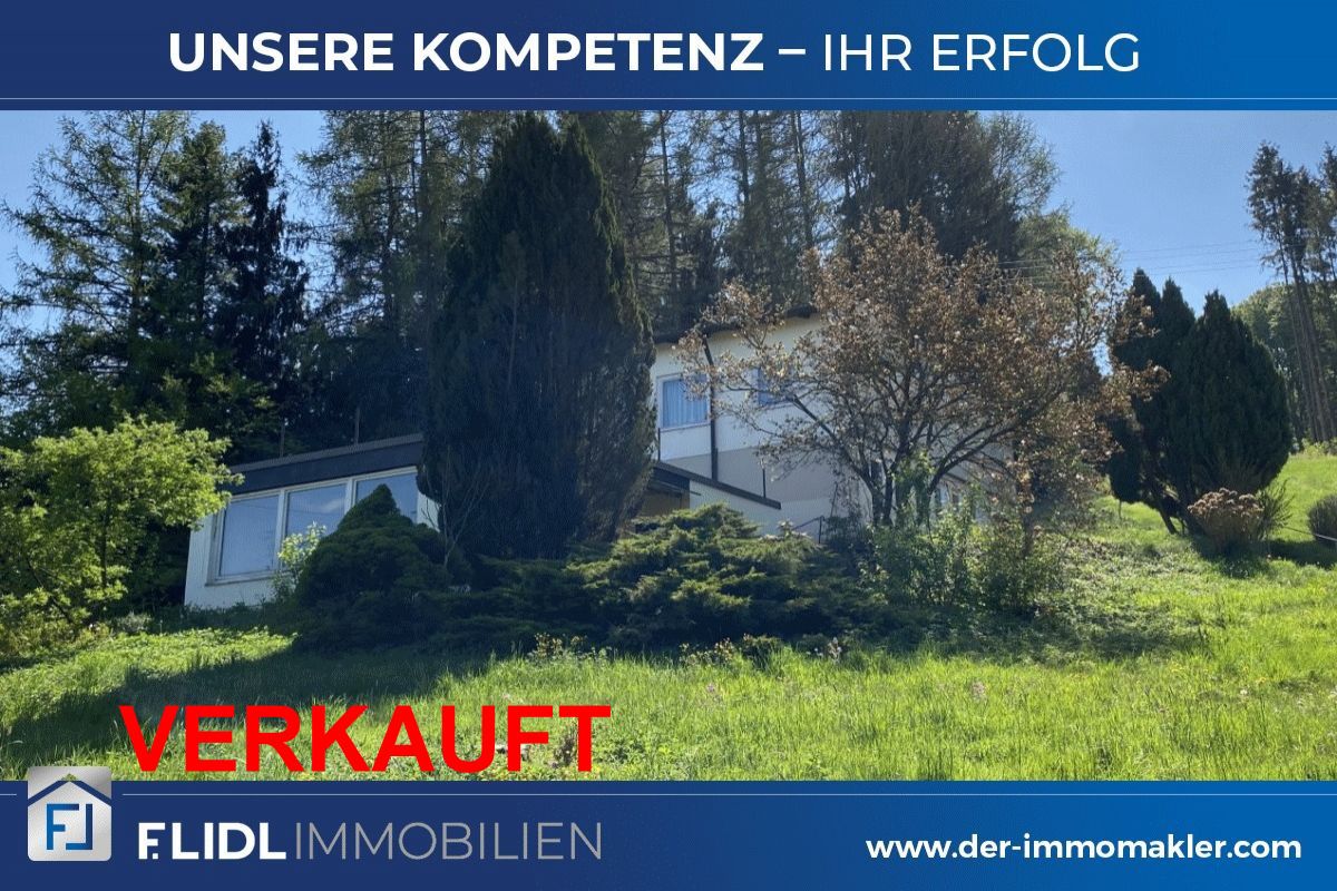 Simbach am Inn: Renovierungsbedürftiges Einfamilienhaus mit traumhaftem Grundstück 