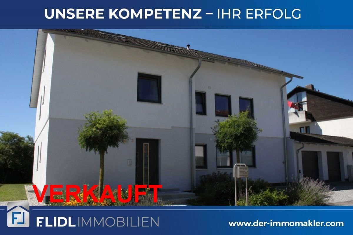 Bad Füssing: Mehrfamilienhaus mit 3 Wohnungen  Bestlage in Bad Füssing zu verkaufen 