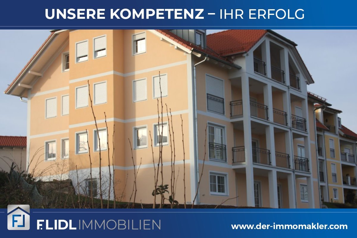 Bad Griesbach im Rottal: Exklusive 3 Zimmer Eigentumswohnung in 6 Fam. Haus / Mehrfamilienhaus - Gartengeschoß mit Terrasse 