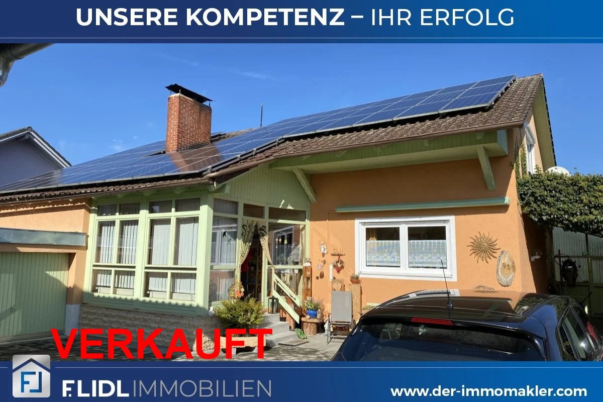 Ruhstorf an der Rott: Super Gelegenheit in Ruhstorf - Ein oder Zwei Häuser - Familie oder Investment 