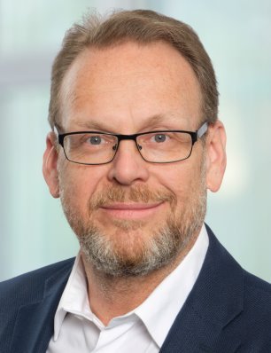 F.Lidl Immobilien - der Immobilienmakler - Herr Roland Berchtold F.Lidl Immobilien - der Immobilienmakler - Herr Roland Berchtold